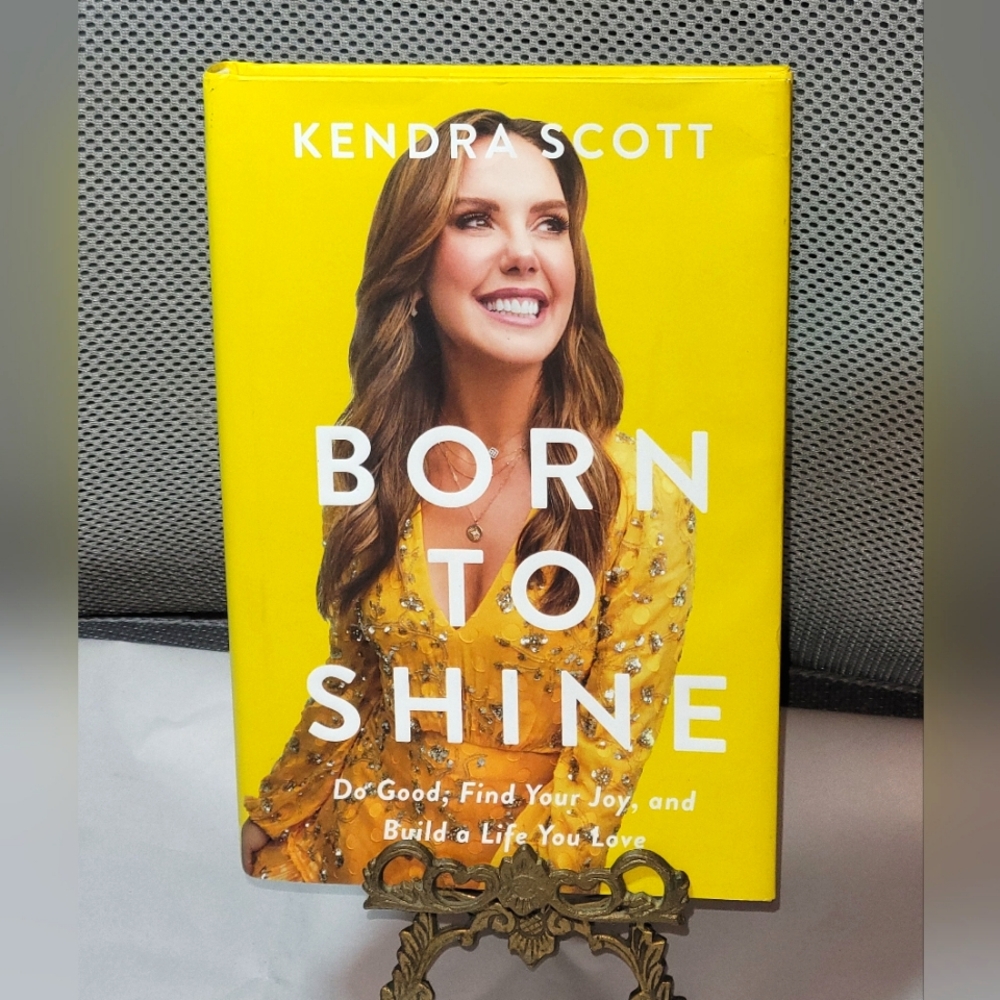 Kendra Scott born to shine book